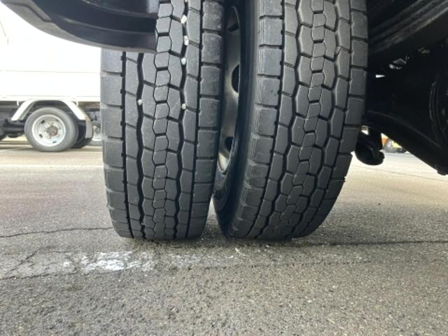 日野レンジャー平ボディ増トン（6t・8t）[写真22]