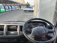 日野レンジャー平ボディ増トン（6t・8t）[写真28]