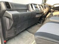 日野レンジャー平ボディ増トン（6t・8t）[写真38]