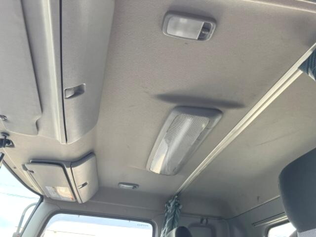 日野レンジャー平ボディ増トン（6t・8t）[写真39]