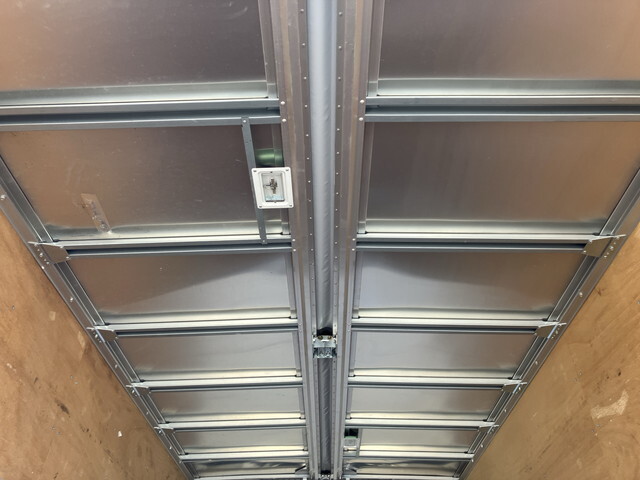 三菱ふそうキャンターアルミウイング小型（2t・3t）[写真16]