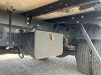 三菱ふそうキャンターアルミウイング小型（2t・3t）[写真24]