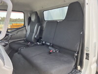 三菱ふそうキャンターアルミウイング小型（2t・3t）[写真31]