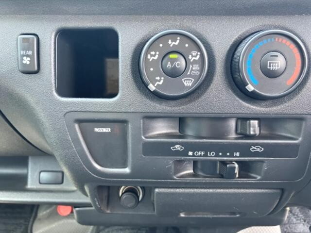 トヨタハイエースバス[写真18]