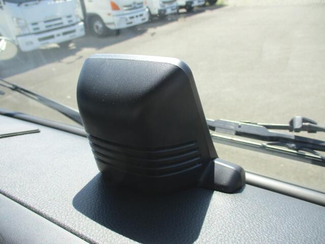 三菱ふそうキャンターアルミウイング小型（2t・3t）[写真20]