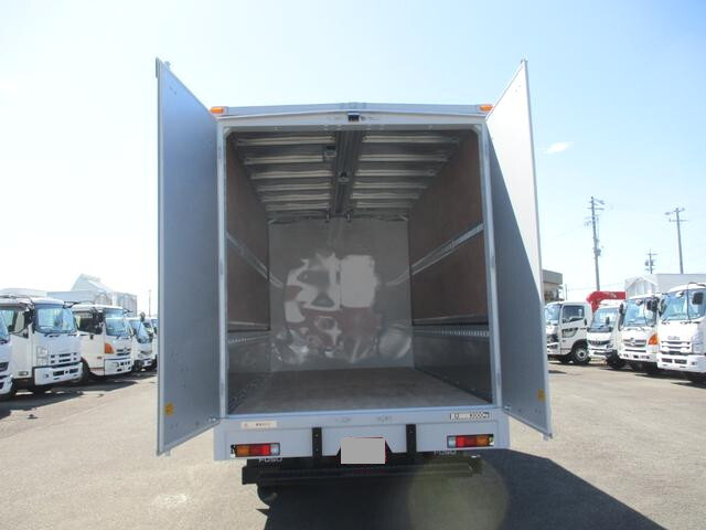 三菱ふそうキャンターアルミウイング小型（2t・3t）[写真04]