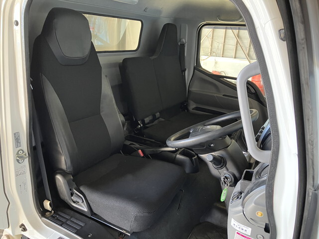 三菱ふそうキャンター冷凍車（冷蔵車）小型（2t・3t）[写真34]