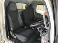 三菱ふそうキャンター冷凍車（冷蔵車）小型（2t・3t）[写真35]