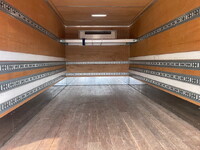 三菱ふそうキャンター冷凍車（冷蔵車）小型（2t・3t）[写真04]