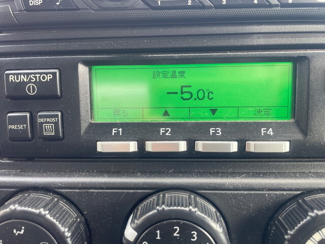 三菱ふそうキャンター冷凍車（冷蔵車）小型（2t・3t）[写真05]