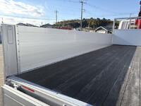 三菱ふそうファイタークレーン5段増トン（6t・8t）[写真11]