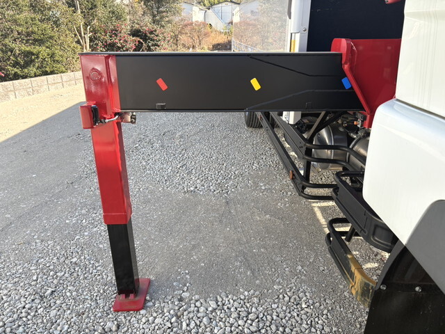 三菱ふそうファイタークレーン5段増トン（6t・8t）[写真16]