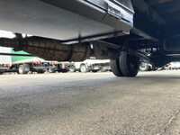 いすゞフォワード平ボディ中型（4t）[写真15]