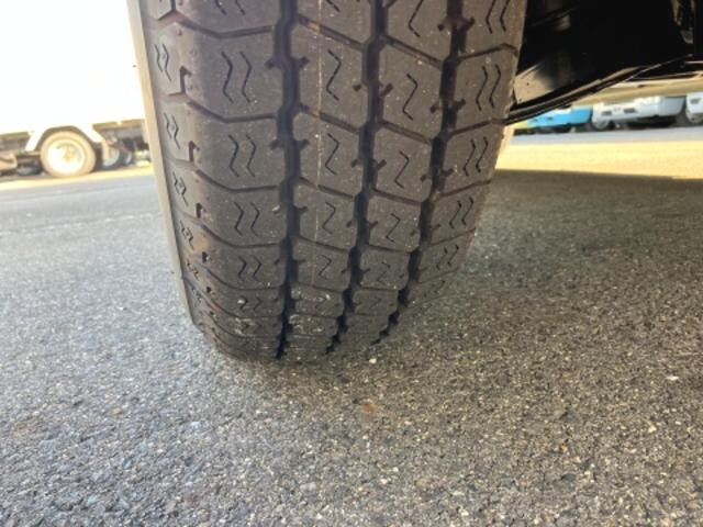 トヨタハイエース冷凍車（冷蔵車）小型（2t・3t）[写真21]