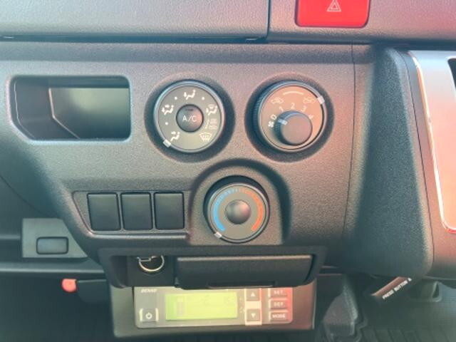 トヨタハイエース冷凍車（冷蔵車）小型（2t・3t）[写真29]