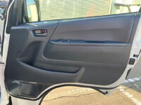 トヨタハイエース冷凍車（冷蔵車）小型（2t・3t）[写真37]