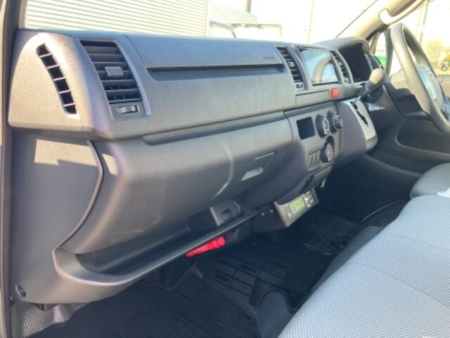 トヨタハイエース冷凍車（冷蔵車）小型（2t・3t）[写真38]