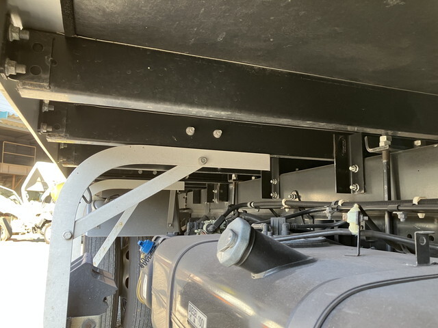 三菱ふそうキャンター冷凍車（冷蔵車）小型（2t・3t）[写真26]