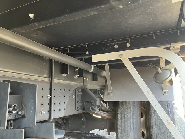 三菱ふそうキャンター冷凍車（冷蔵車）小型（2t・3t）[写真27]