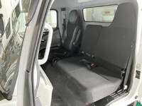 三菱ふそうキャンター冷凍車（冷蔵車）小型（2t・3t）[写真32]