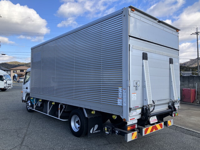 三菱ふそうキャンター冷凍車（冷蔵車）小型（2t・3t）[写真04]