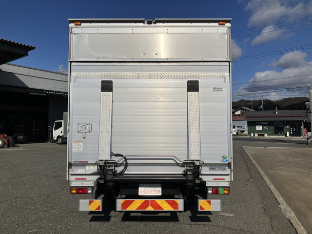 三菱ふそうキャンター冷凍車（冷蔵車）小型（2t・3t）[写真09]