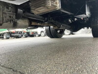 三菱ふそうキャンター平ボディ小型（2t・3t）[写真16]