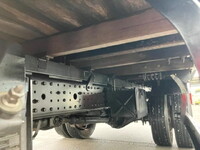 三菱ふそうキャンター平ボディ小型（2t・3t）[写真17]