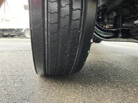 三菱ふそうキャンター平ボディ小型（2t・3t）[写真22]