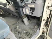 三菱ふそうキャンター平ボディ小型（2t・3t）[写真36]