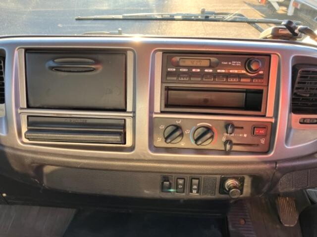 日野レンジャー深ダンプ（土砂禁ダンプ）中型（4t）[写真33]