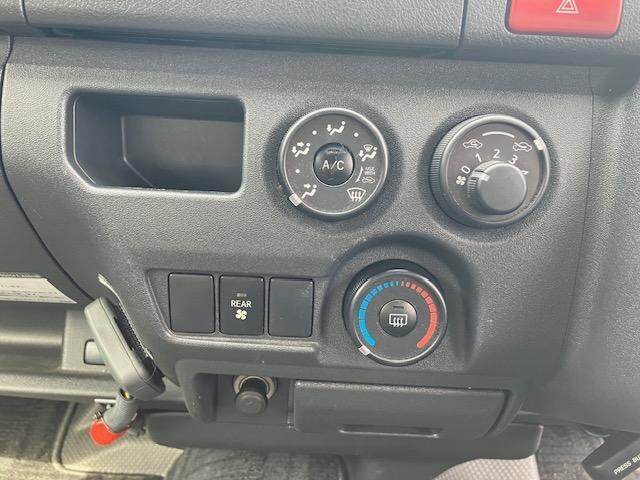 トヨタハイエース園児バス[写真19]