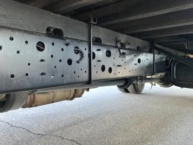 日野レンジャー平ボディ中型（4t）[写真12]