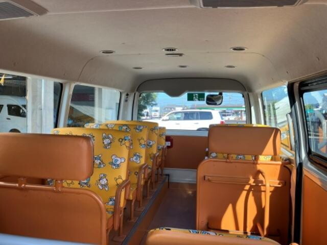 トヨタハイエース園児バス[写真27]