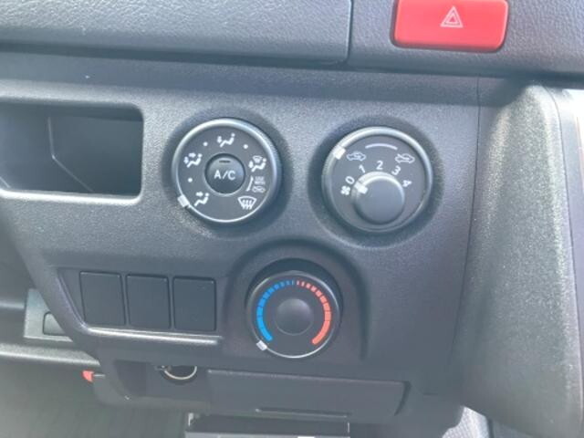 トヨタハイエース冷凍車（冷蔵車）小型（2t・3t）[写真28]