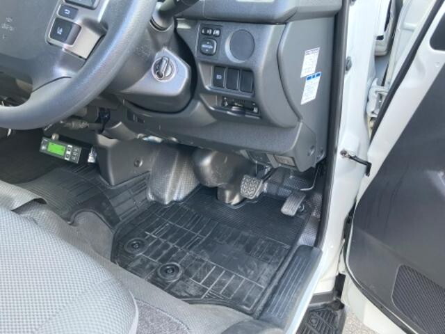 トヨタハイエース冷凍車（冷蔵車）小型（2t・3t）[写真32]