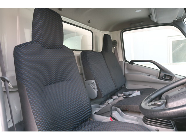 日野デュトロアルミバン小型（2t・3t）[写真14]