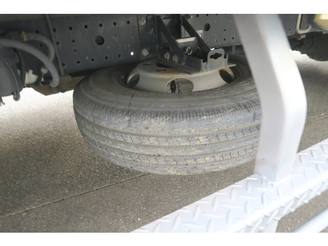 日野デュトロアルミバン小型（2t・3t）[写真29]