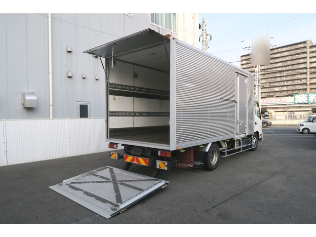 日野デュトロアルミバン小型（2t・3t）[写真03]
