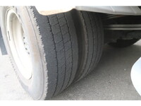 日野デュトロアルミバン小型（2t・3t）[写真33]