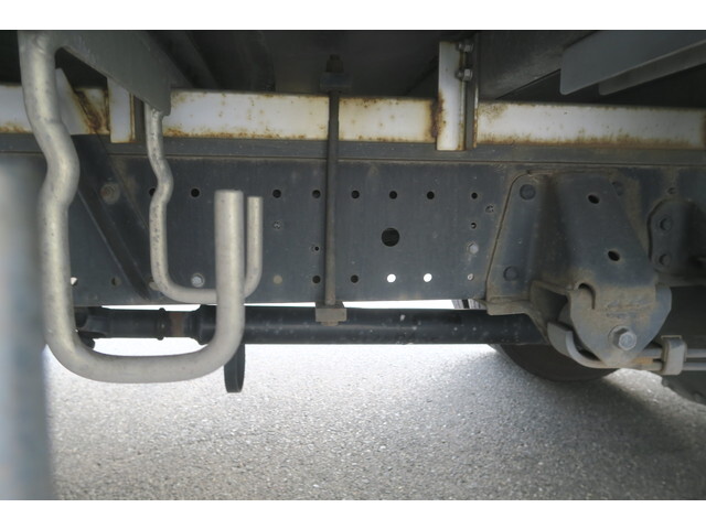 日野デュトロアルミバン小型（2t・3t）[写真08]