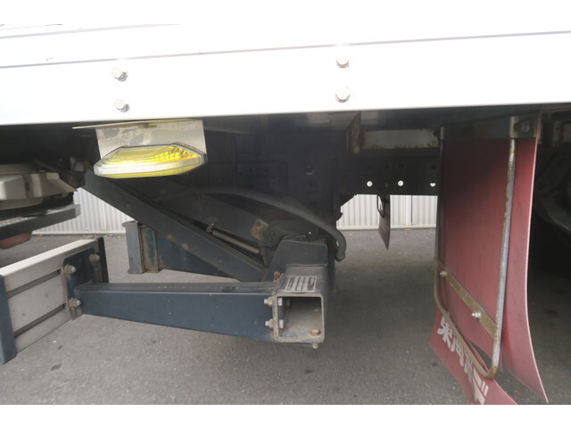 日野デュトロアルミバン小型（2t・3t）[写真09]