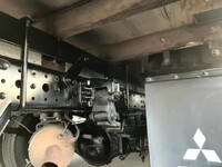 三菱ふそうキャンター平ボディ小型（2t・3t）[写真16]