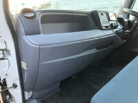 三菱ふそうキャンター平ボディ小型（2t・3t）[写真39]