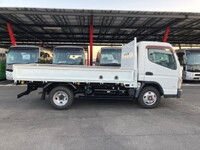 三菱ふそうキャンター平ボディ小型（2t・3t）[写真07]