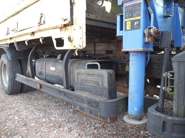 三菱ふそうキャンタークレーン5段小型（2t・3t）[写真25]