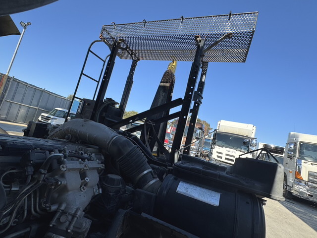 三菱ふそうファイターコンテナ専用車中型（4t）[写真20]