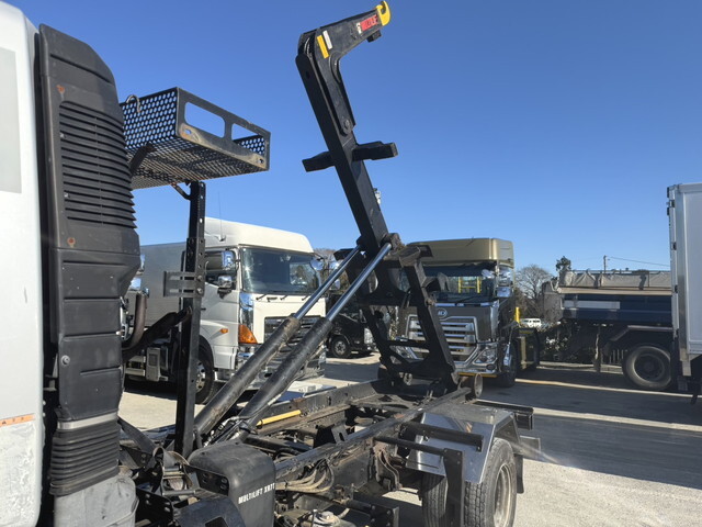 三菱ふそうファイターコンテナ専用車中型（4t）[写真26]