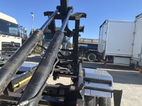 三菱ふそうファイターコンテナ専用車中型（4t）[写真28]