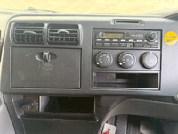 三菱ふそうスーパーグレートタンク車（タンクローリー）大型（10t）[写真19]